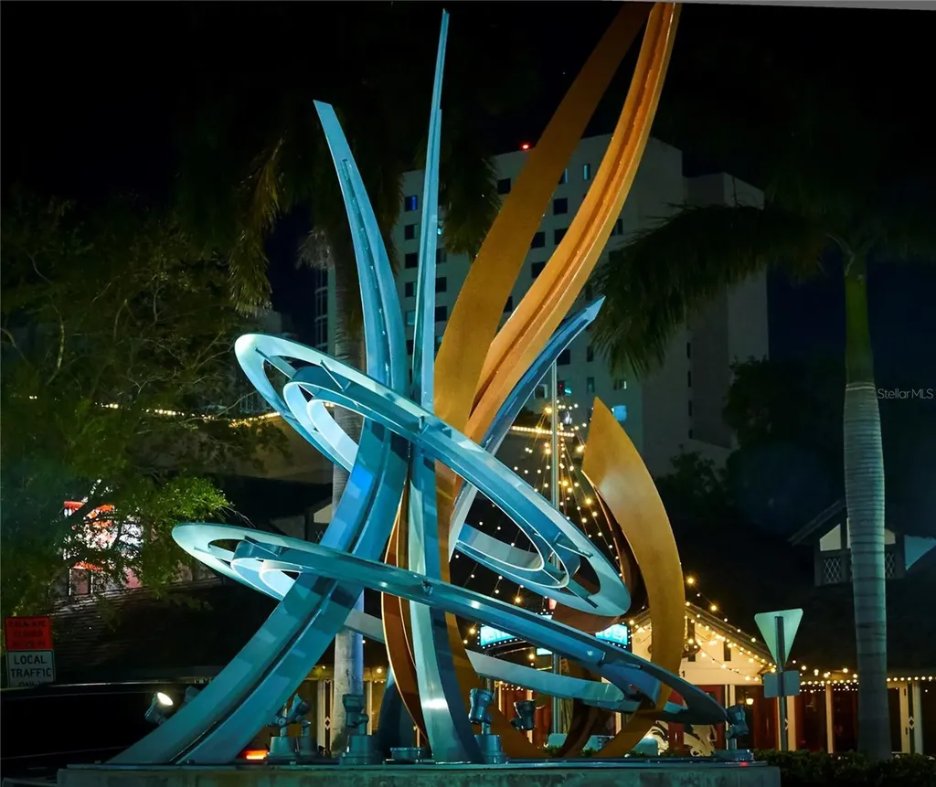 33 S Palm Avenue Sarasota FL 34236