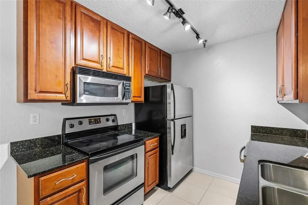 10263 Gandy Boulevard N St Petersburg FL 33702