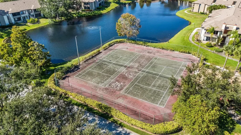 10263 Gandy Boulevard N St Petersburg FL 33702