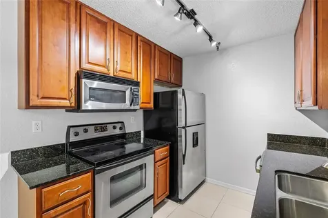 10263 Gandy Boulevard N St Petersburg FL 33702