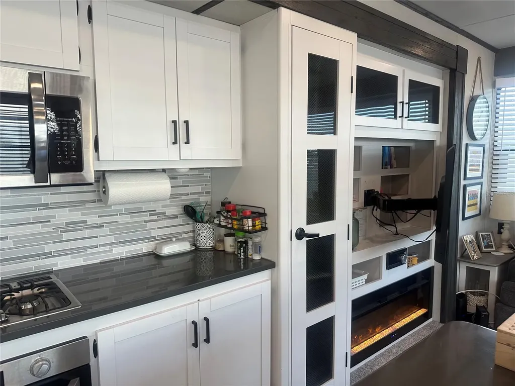 136 Bahia Drive Palmetto FL 34221