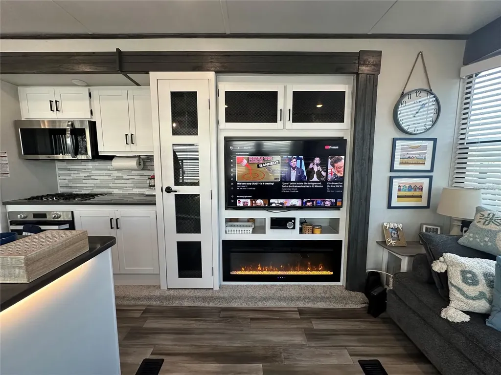 136 Bahia Drive Palmetto FL 34221