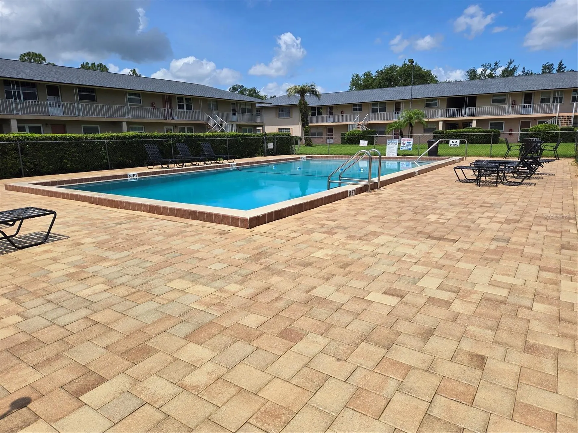 1100 E Caroline Street Tavares FL 32778