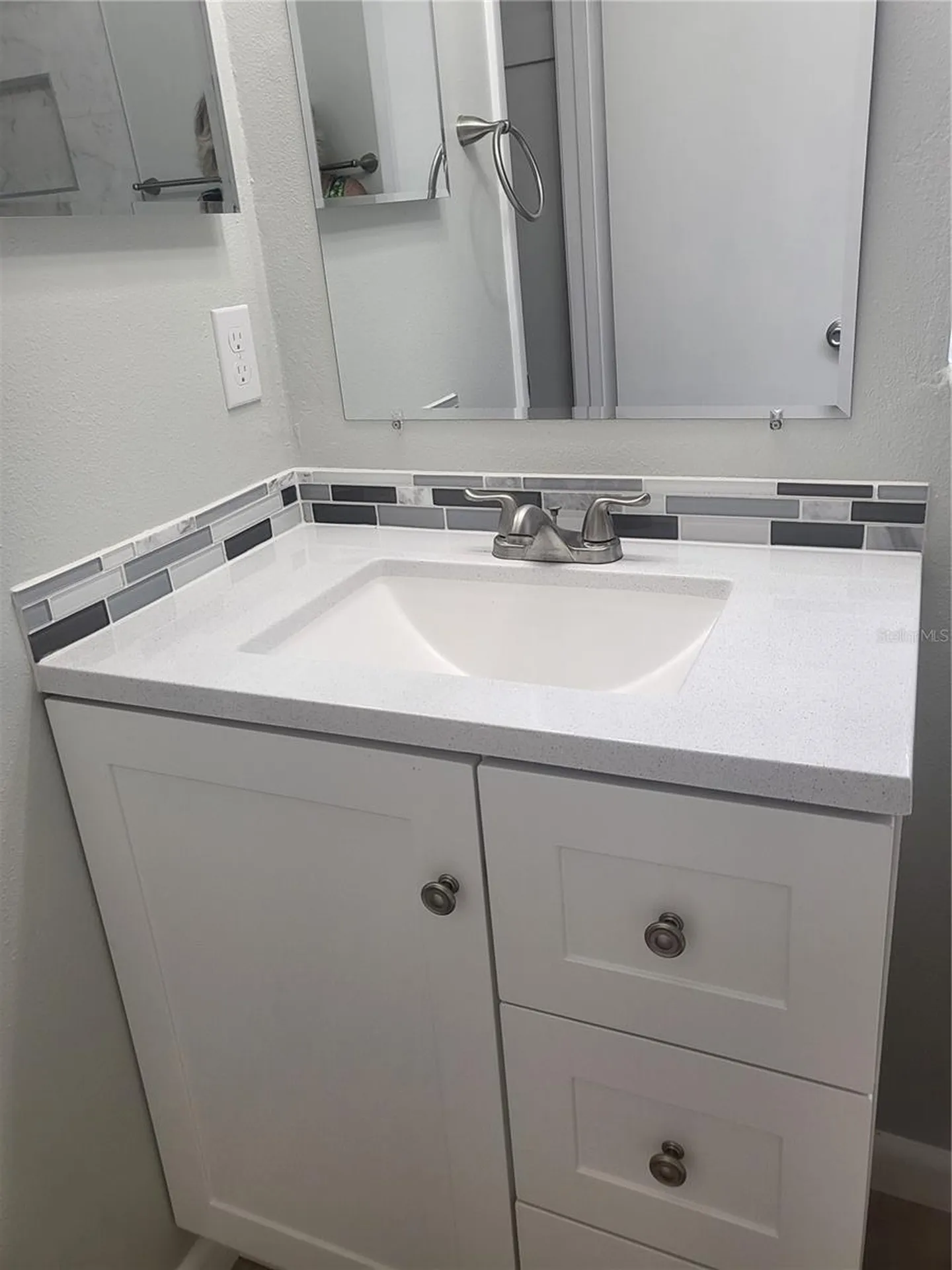 1100 E Caroline Street Tavares FL 32778