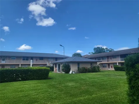 1100 E Caroline Street Tavares FL 32778