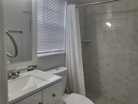 1100 E Caroline Street Tavares FL 32778