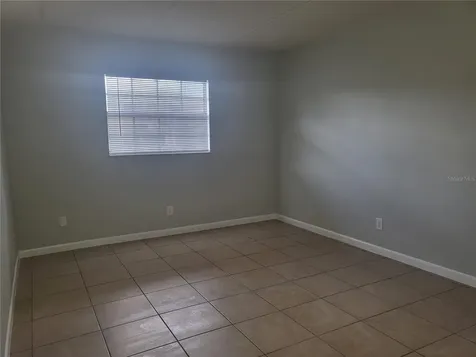 1100 E Caroline Street Tavares FL 32778