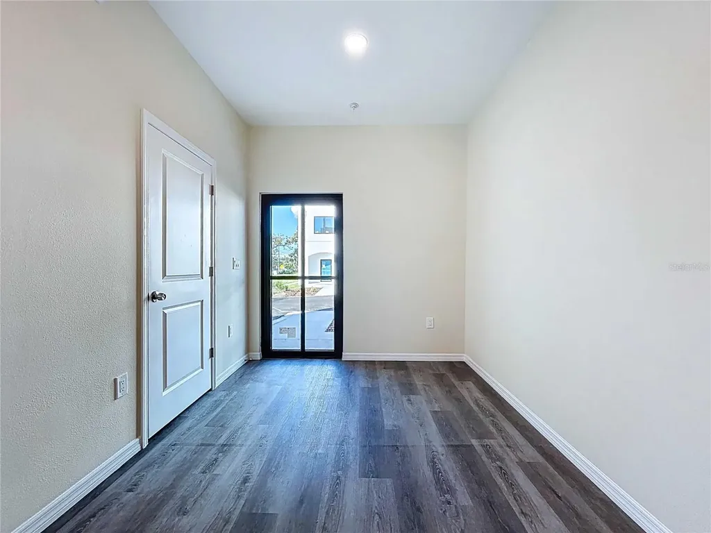 4370 Cambio Gardens Court Tampa FL 33610