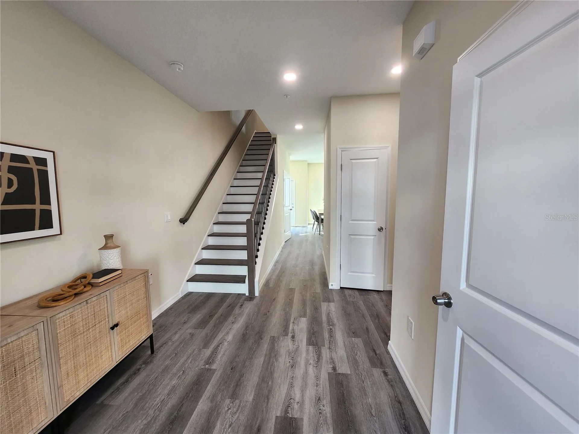 4370 Cambio Gardens Court Tampa FL 33610