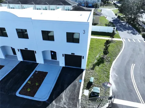 4370 Cambio Gardens Court Tampa FL 33610