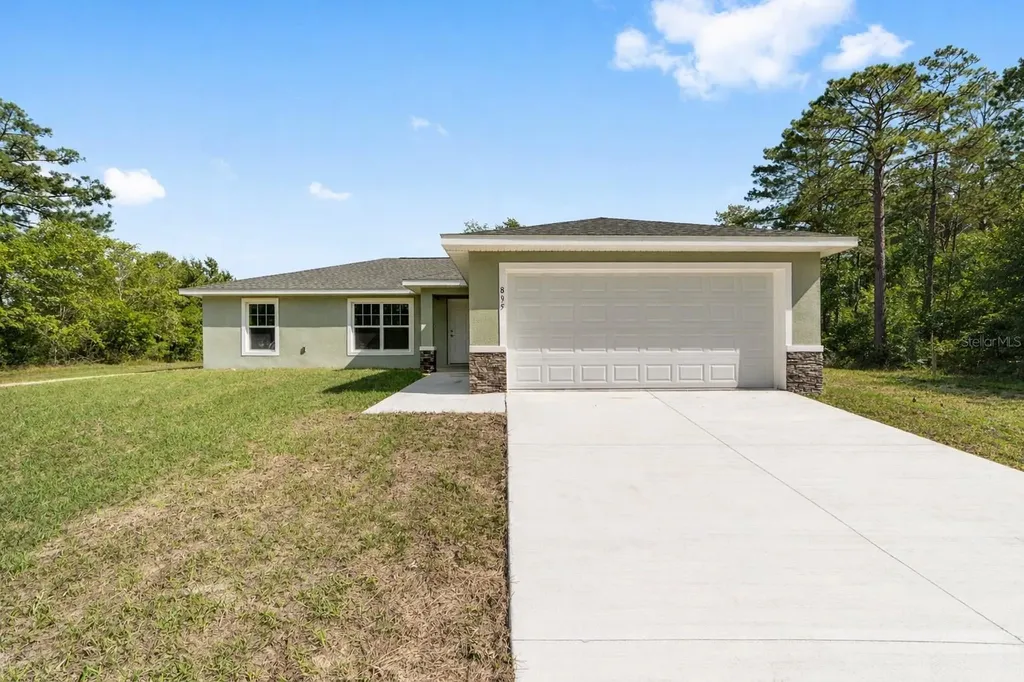 8767 N Quarry Drive Dunnellon FL 34434