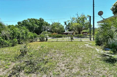 1504 Cocoanut Avenue Sarasota FL 34236