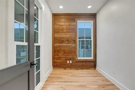 2111 W Cleveland Street Tampa FL 33606