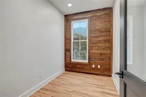 2111 W Cleveland Street Tampa FL 33606