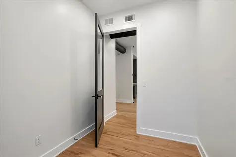 2111 W Cleveland Street Tampa FL 33606