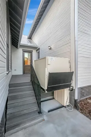 2111 W Cleveland Street Tampa FL 33606