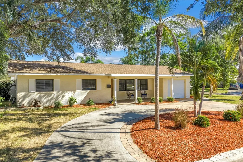 2601 64th Way N St Petersburg FL 33710
