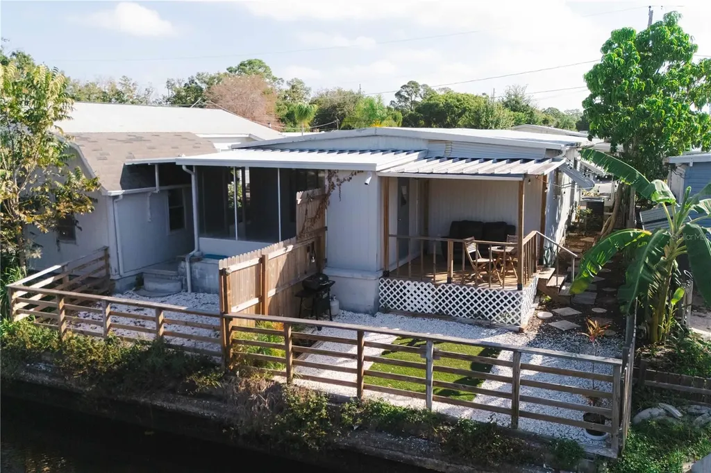 5826 Portsmouth Drive Tampa FL 33615