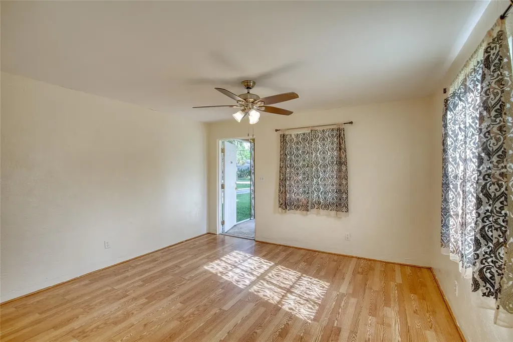 815 8th Street Daytona Beach FL 32117