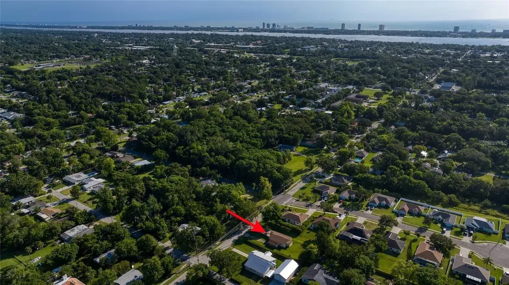 815 8th Street Daytona Beach FL 32117