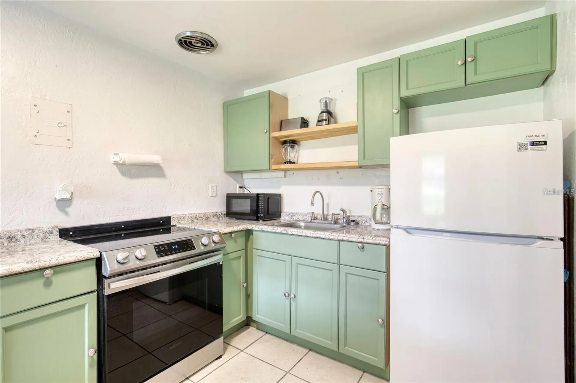 815 8th Street Daytona Beach FL 32117