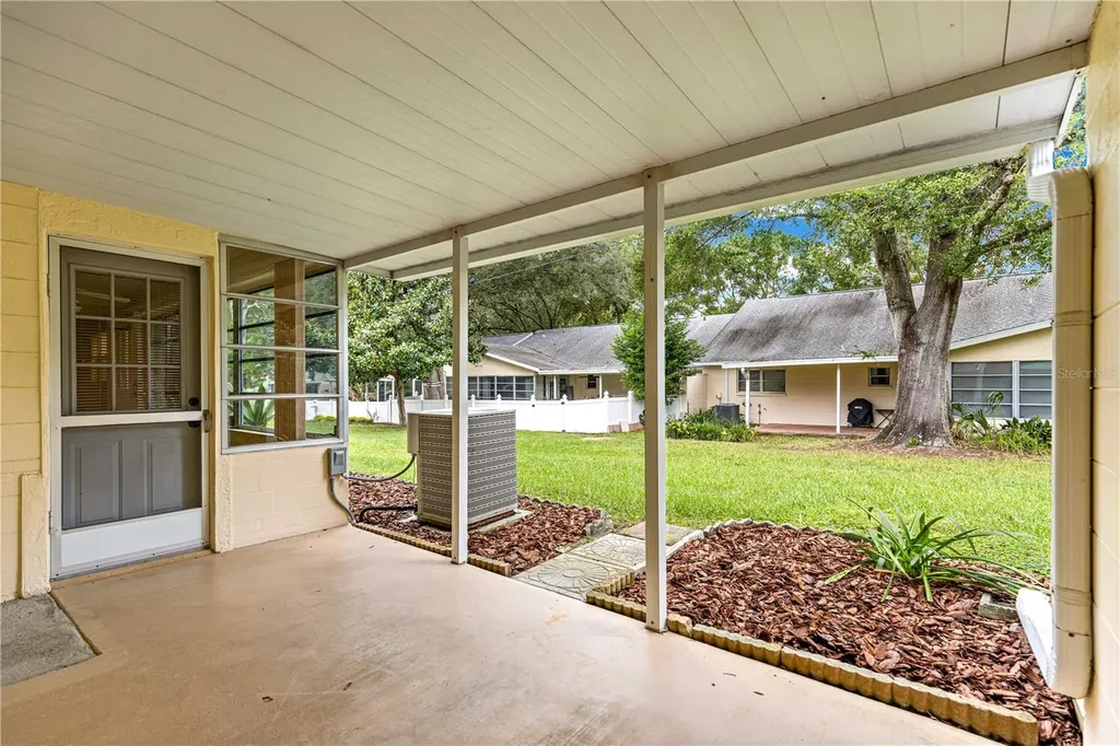 8665 SW 94th Street Ocala FL 34481