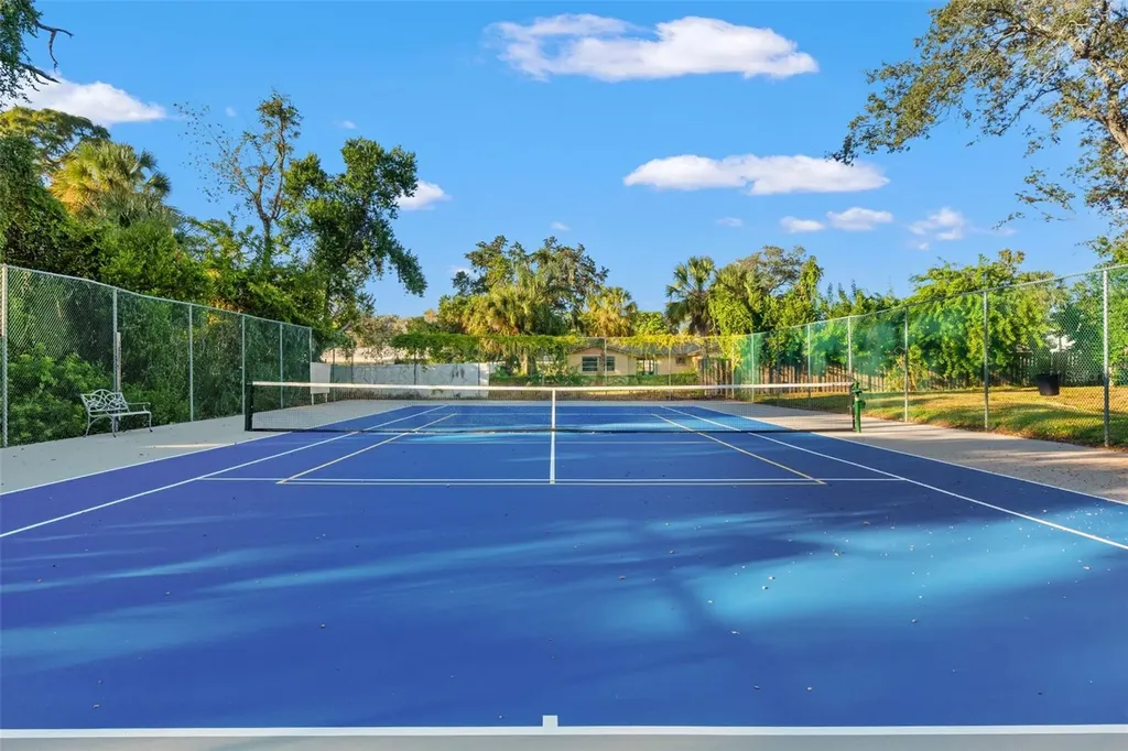 300 S Florida Avenue Tarpon Springs FL 34689