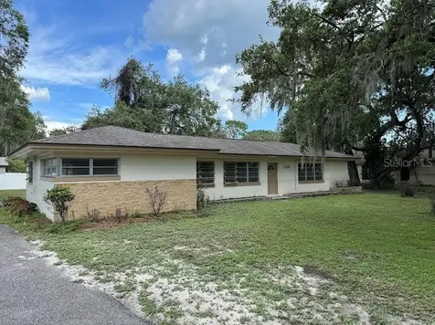 5136 Lakewood Drive Dade City FL 33523