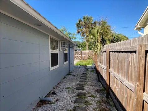 5609 1/2 Tangerine Avenue S Gulfport FL 33707