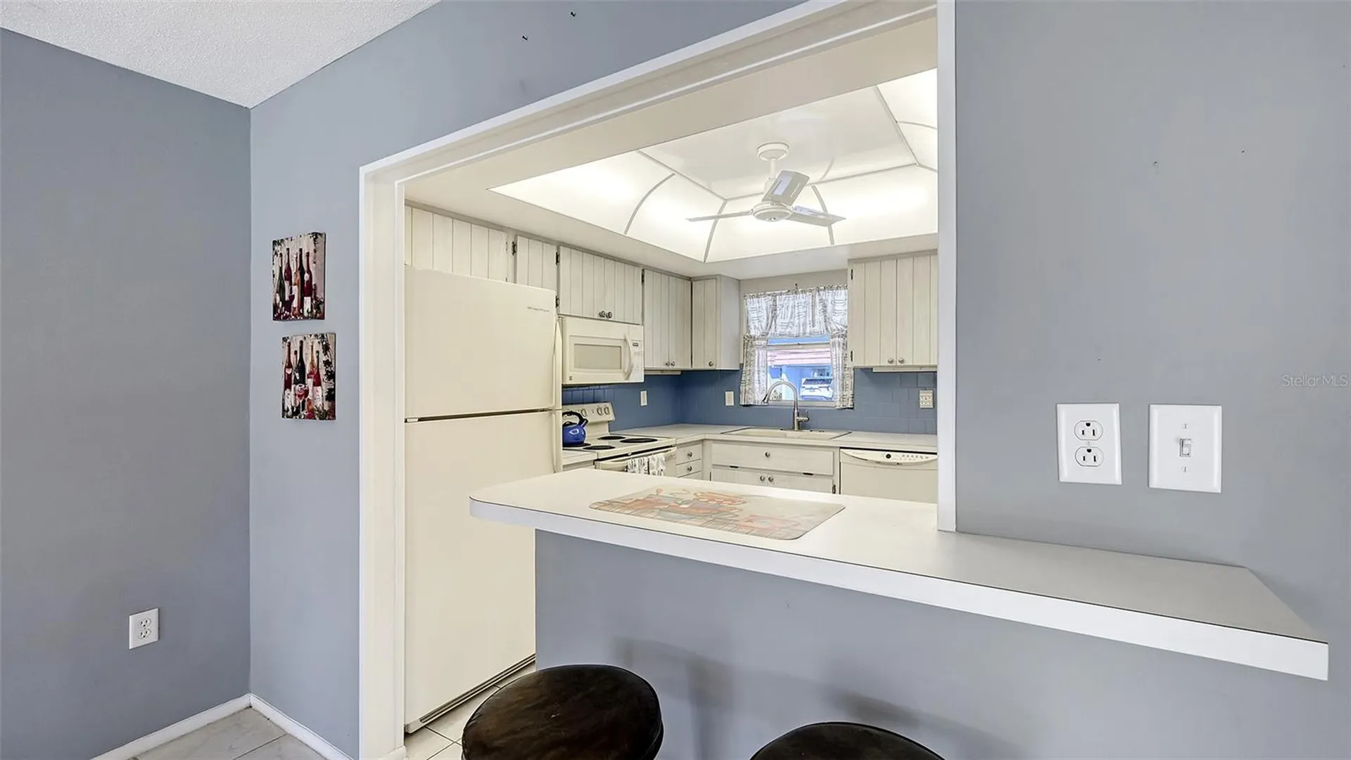 5474 Riverbluff Circle Sarasota FL 34231