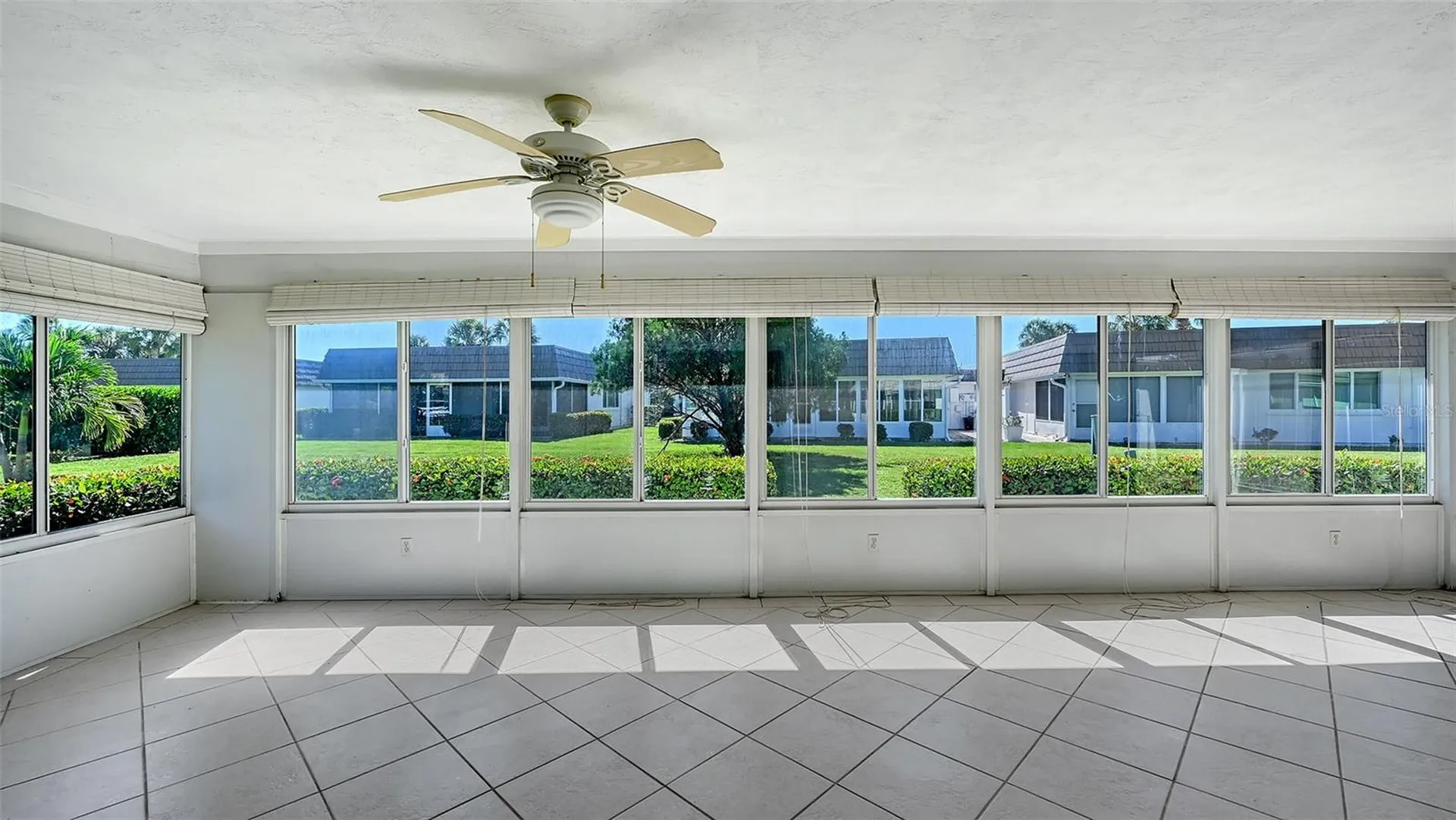 5474 Riverbluff Circle Sarasota FL 34231