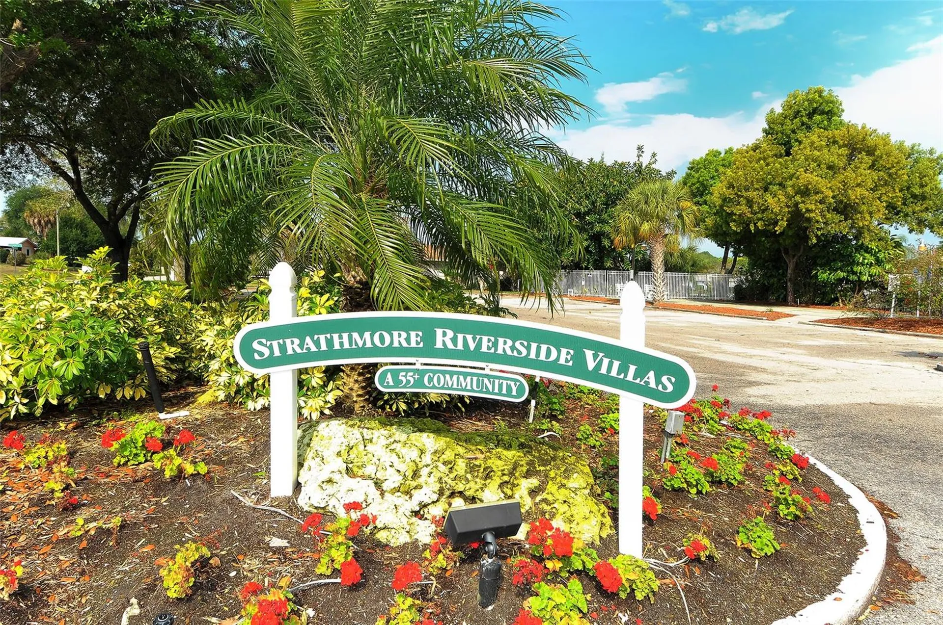 5474 Riverbluff Circle Sarasota FL 34231