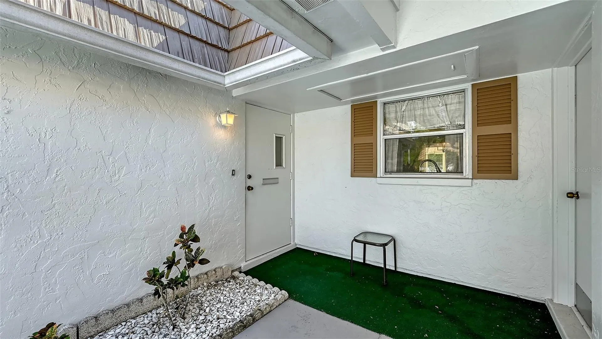 5474 Riverbluff Circle Sarasota FL 34231