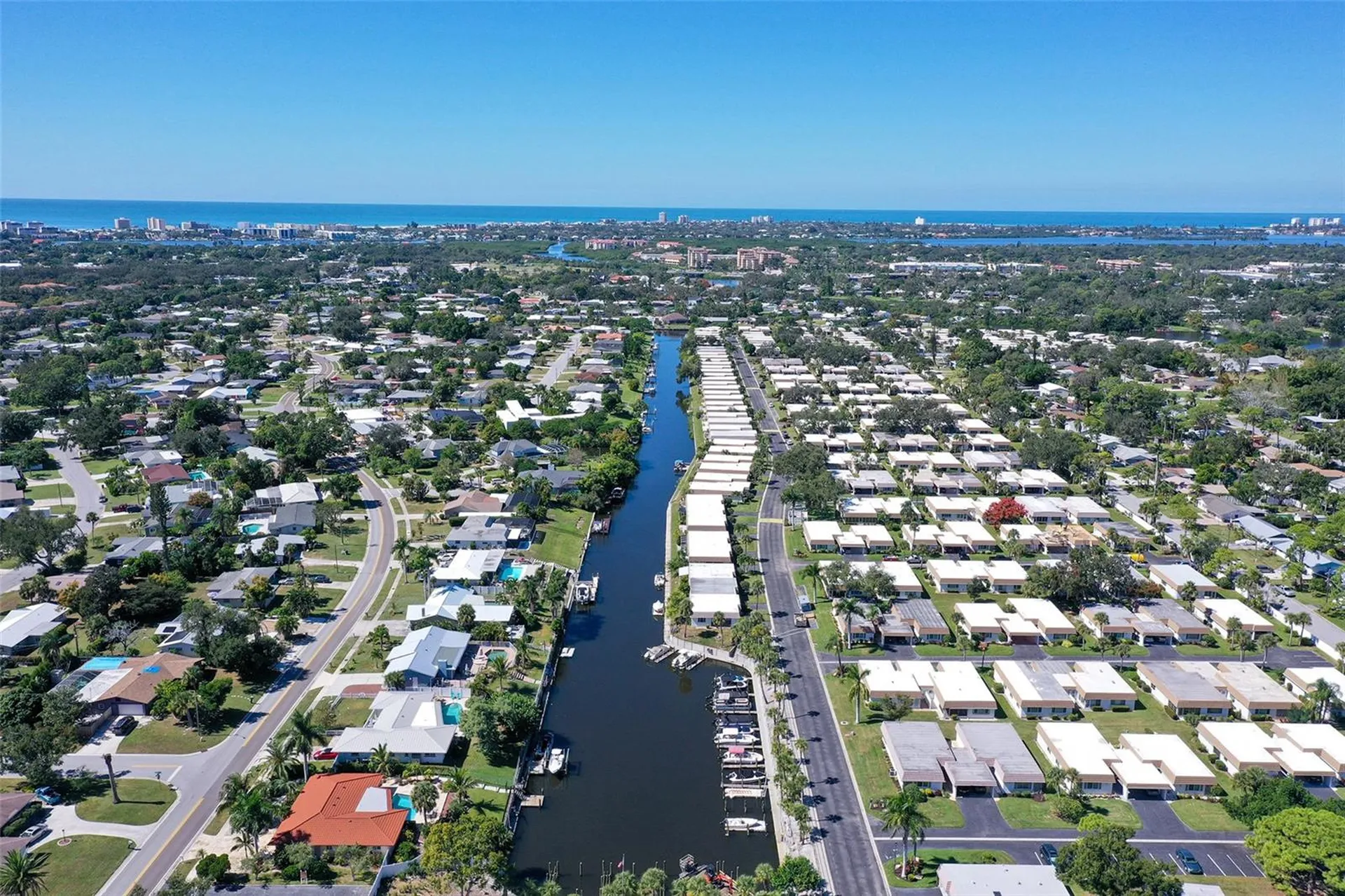 5474 Riverbluff Circle Sarasota FL 34231