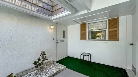 5474 Riverbluff Circle Sarasota FL 34231