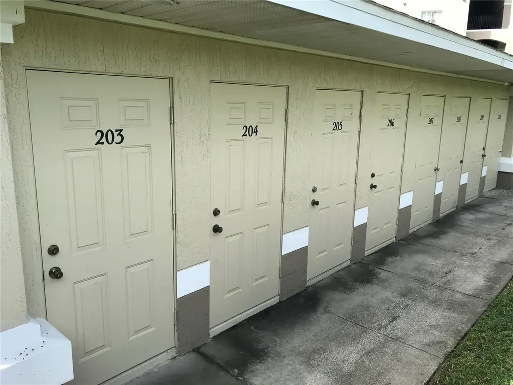 588 Brantley Terrace Way Altamonte Springs FL 32714