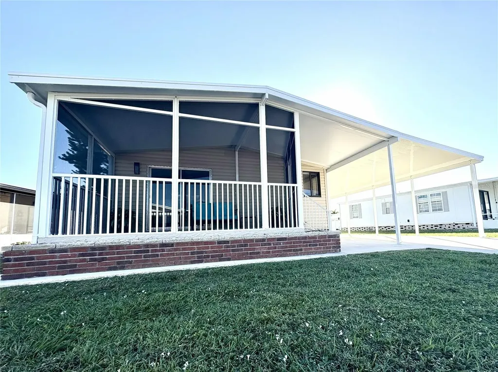 43 N Easter Island Circle Englewood FL 34223