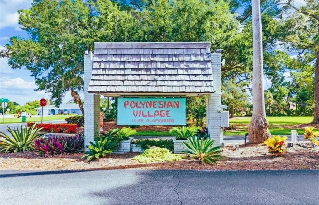 43 N Easter Island Circle Englewood FL 34223