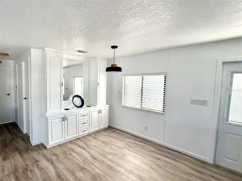 43 N Easter Island Circle Englewood FL 34223