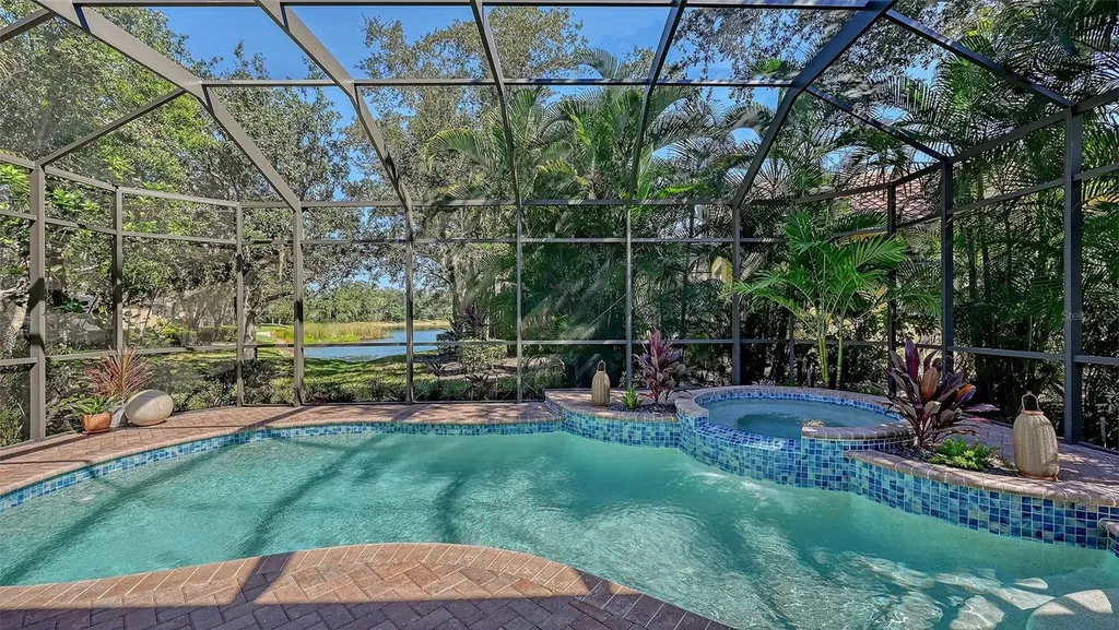 7656 Portstewart Drive Lakewood Ranch FL 34202
