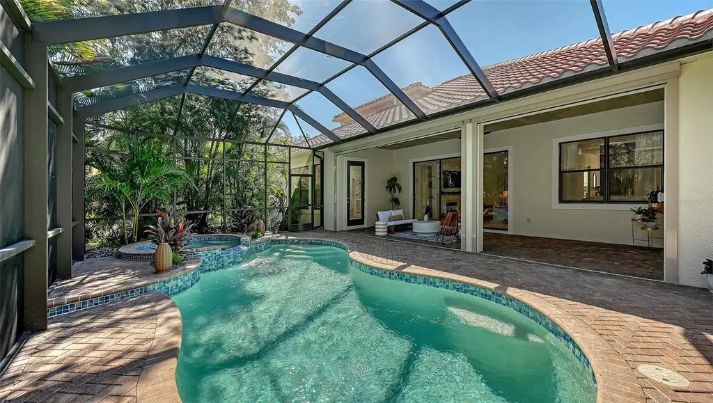 7656 Portstewart Drive Lakewood Ranch FL 34202