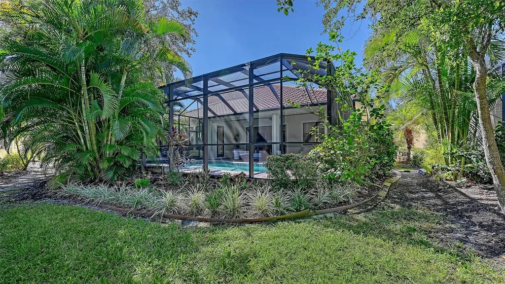 7656 Portstewart Drive Lakewood Ranch FL 34202