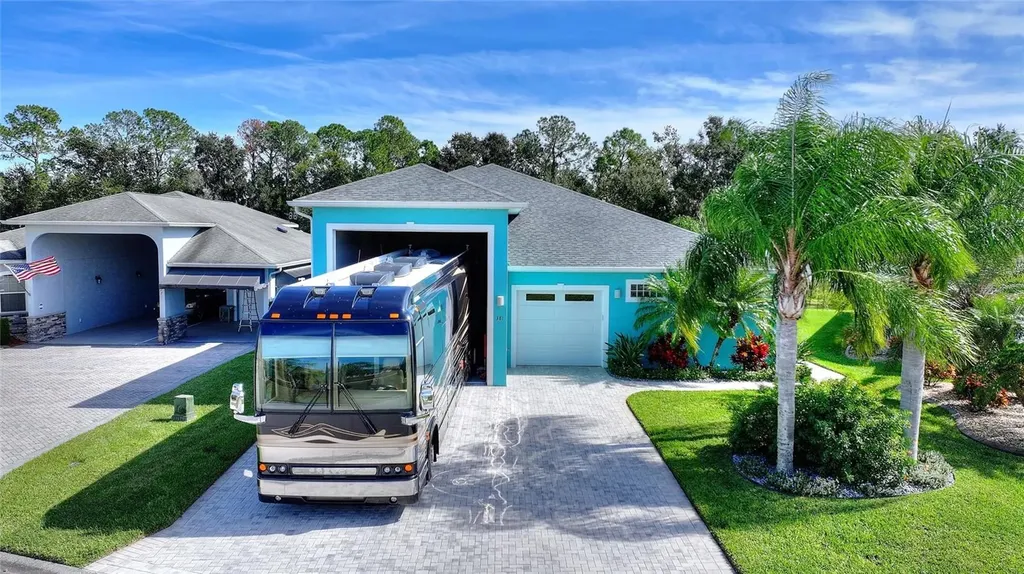 381 Nolane Lane Polk City FL 33868
