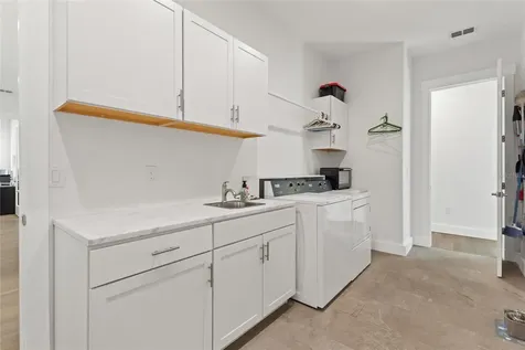 381 Nolane Lane Polk City FL 33868