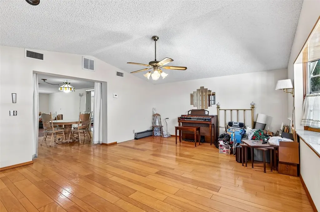 10618 Skewlee Gardens Drive Thonotosassa FL 33592