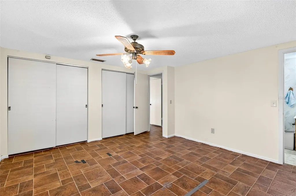 10618 Skewlee Gardens Drive Thonotosassa FL 33592