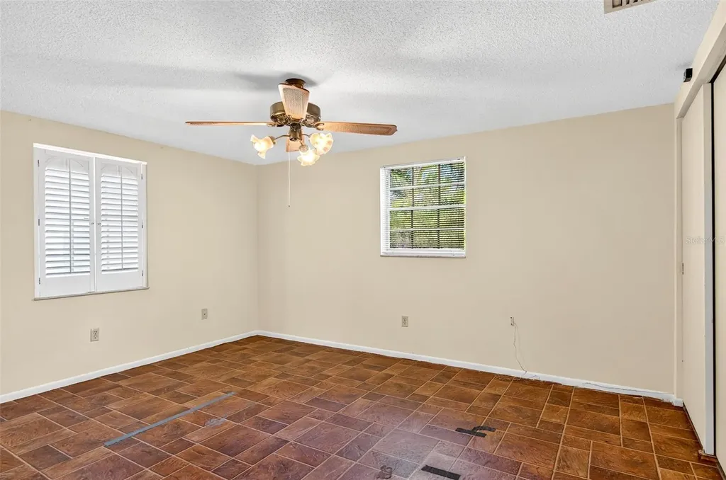 10618 Skewlee Gardens Drive Thonotosassa FL 33592