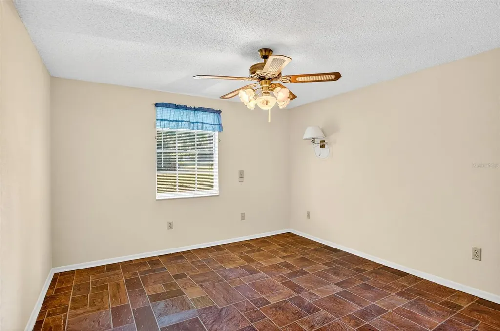 10618 Skewlee Gardens Drive Thonotosassa FL 33592