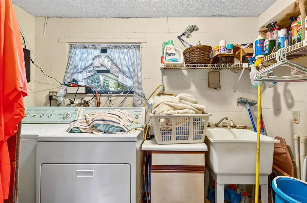 10618 Skewlee Gardens Drive Thonotosassa FL 33592