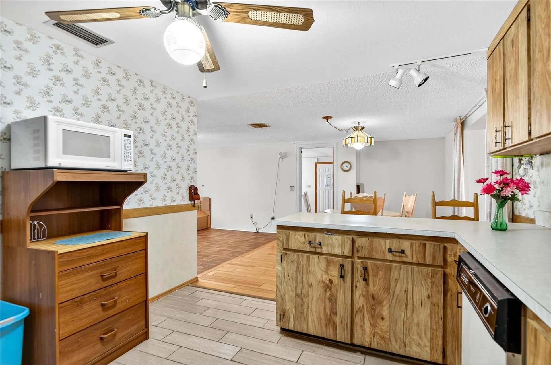 10618 Skewlee Gardens Drive Thonotosassa FL 33592